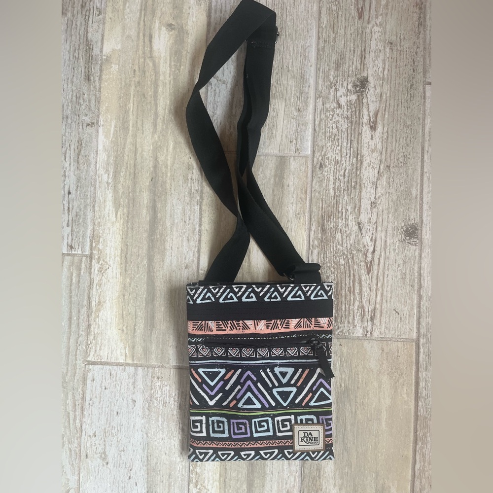 Dakine Patterned Black and Pink Crossbody Bag
